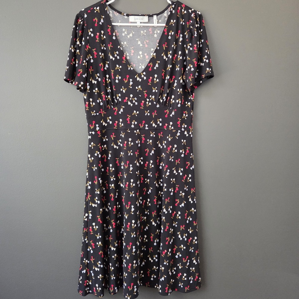 Lark & RO Women's Size 10 Black Floral Print Knee Length Dress Short Sleeve EUC